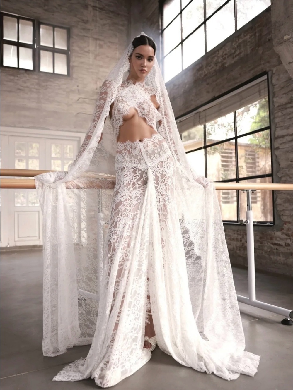 NWOT Bronx and Banco Naia Lace White Cutout Maxi Dress Bridal Gown Collection - Picture 3 of 6